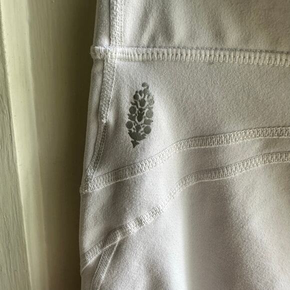 Free People FP Movement Biker Baby Shorts White - Picture 4 of 7